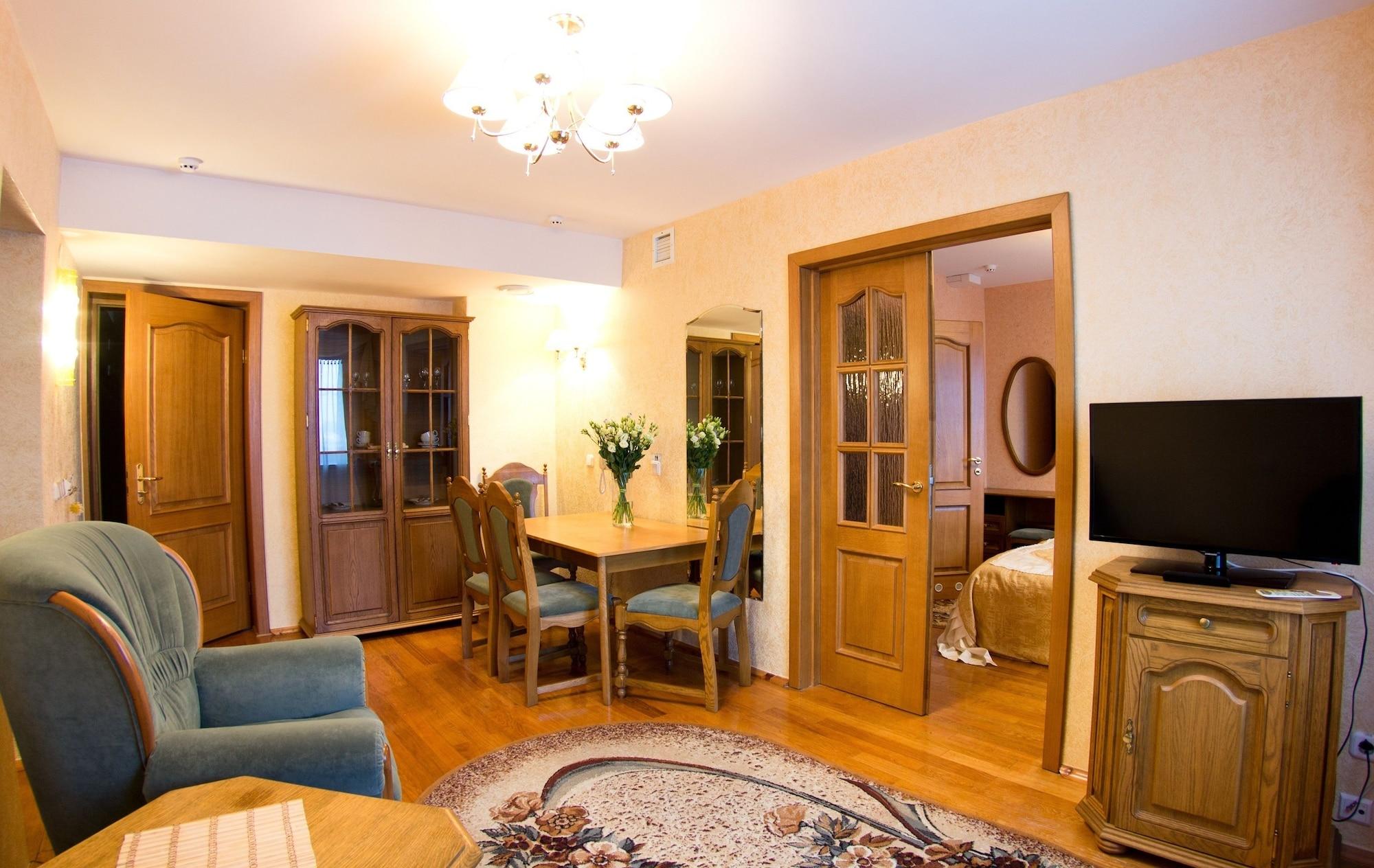 Luchesa Hotel Vitebsk Esterno foto