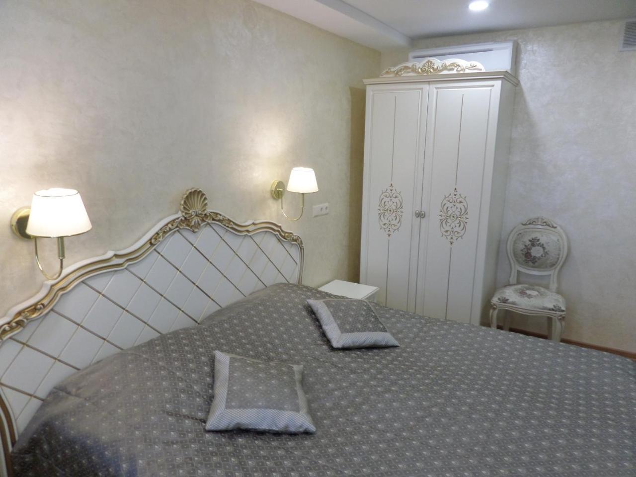 Luchesa Hotel Vitebsk Esterno foto